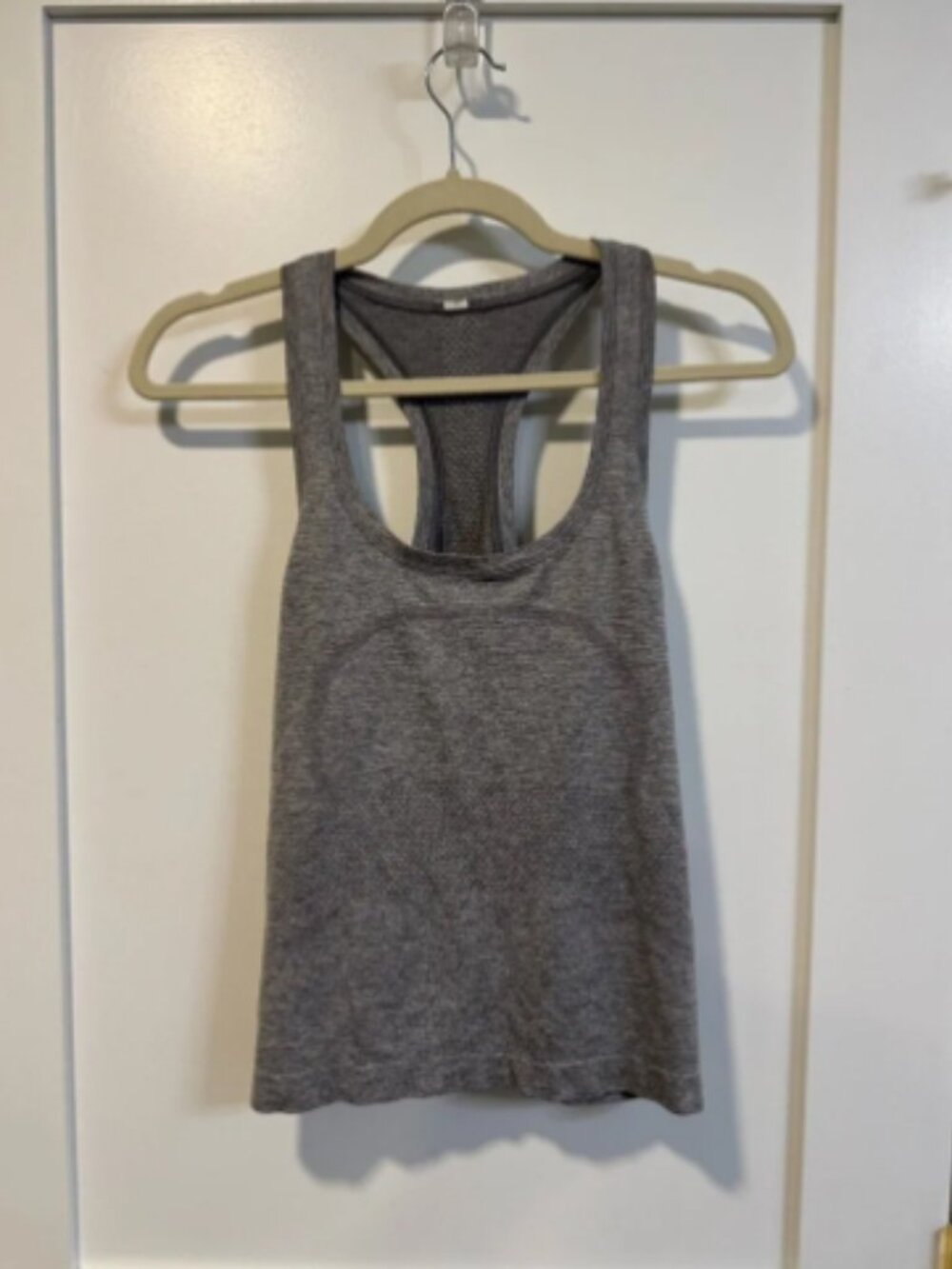 Lululemon Women’s Slate/White Swiftly Tech Racerback Tank Top 2.0 - Size 8